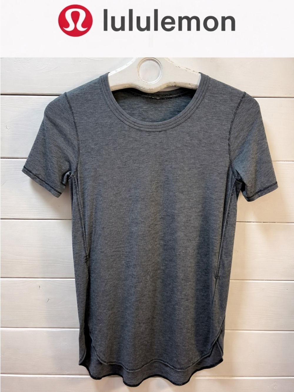 ❣️LULULEMON Grey Short Sleeve Performance Top Size 6